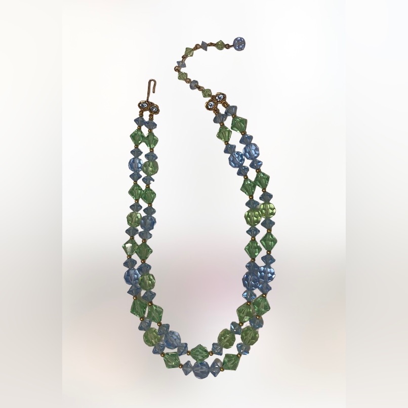 Vintage Lisner Double Strand Necklace 36$
